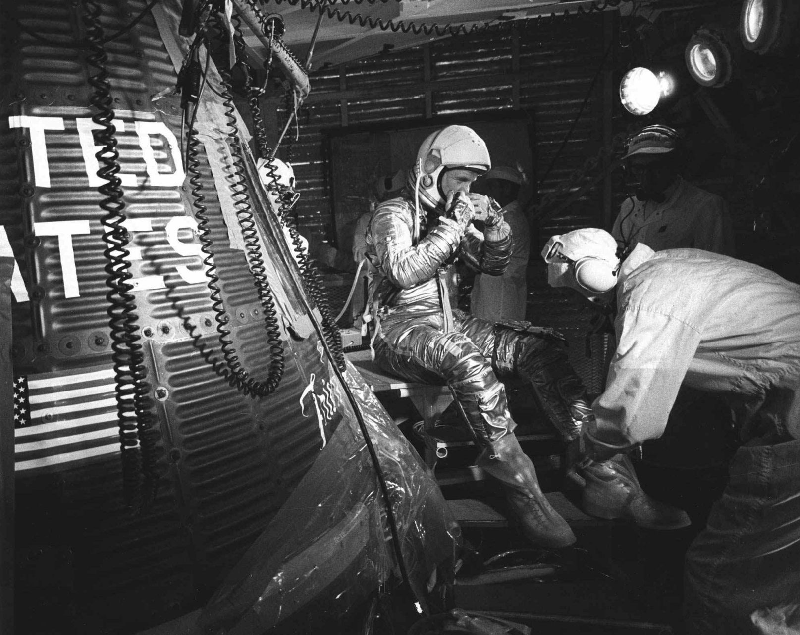 1962: JOHN GLENN